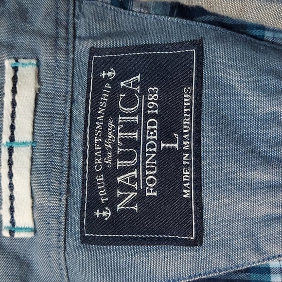 BLUE Nautica Long Sleeved Shirt Size L - Picture 2 of 4